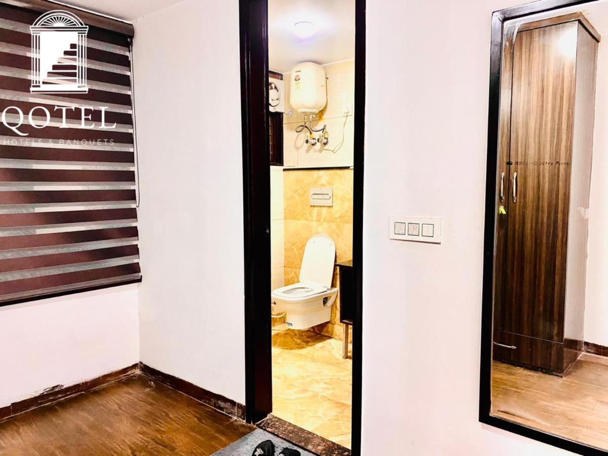 Qotel Hotel Rajouri Garden Above Ritu Marbles, Near Rajouri Garden Metro Station-Couple Friendly Нью-Дели Экстерьер фото