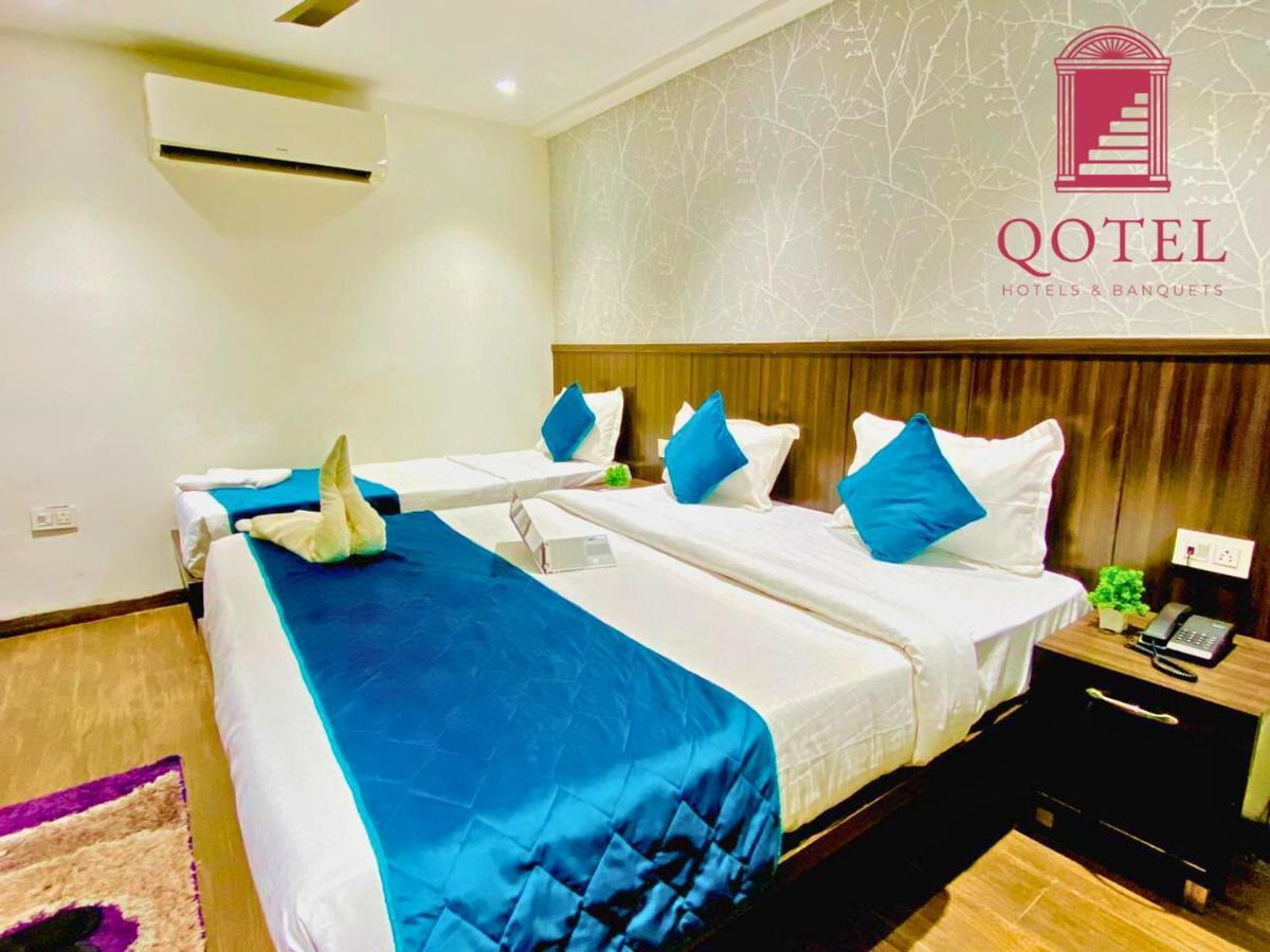 Qotel Hotel Rajouri Garden Above Ritu Marbles, Near Rajouri Garden Metro Station-Couple Friendly Нью-Дели Экстерьер фото
